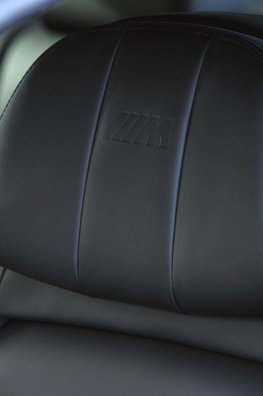  BMW M5 2011 года  (UK) (фото 8 из 36)